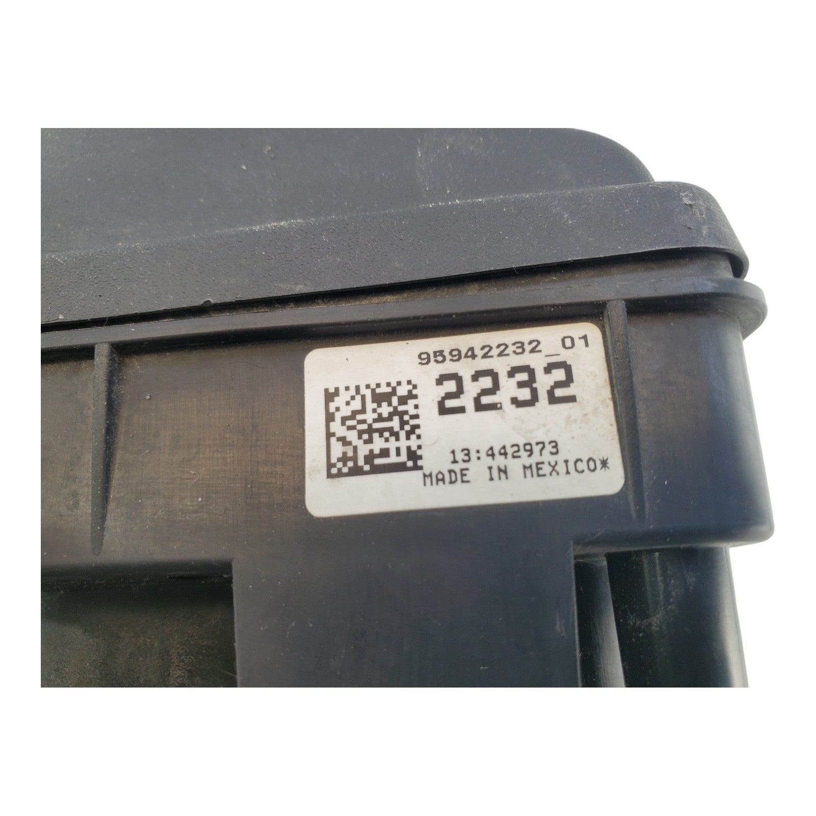 B308 13-14 Chevrolet Cruze 1.8 Engine Front Junction Fuse Box 95942232