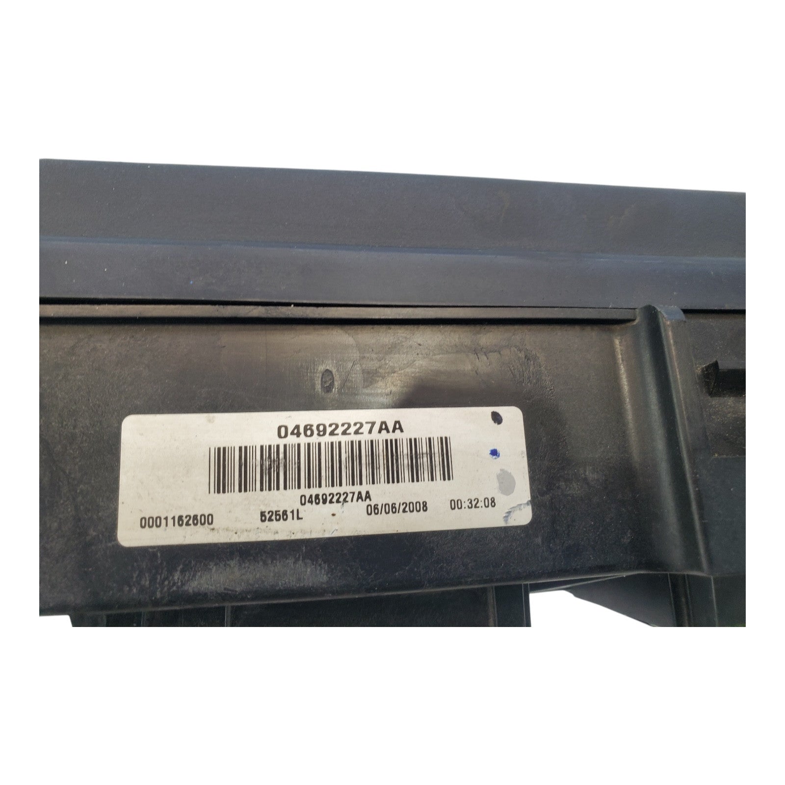 2009 Dodge Durango / Chrysler Aspen OEM  TIPM Fuse Box 04692227AA