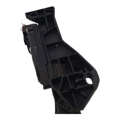 2015 CHEVROLET MALIBU ACCELERATOR GAS PEDAL 1323752 6PV009765-00 OEM