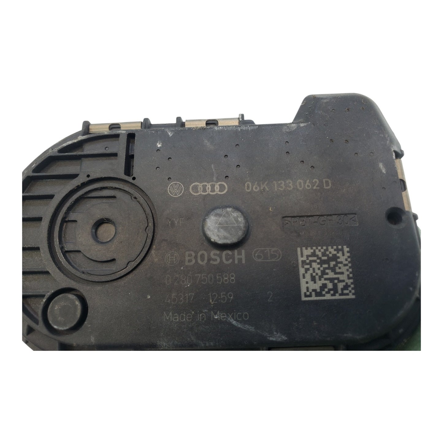 2014-2017 Volkswagen Passat Throttle Body 06K133062D