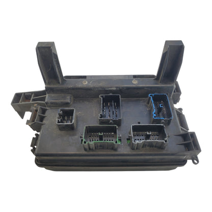 06 2006 CHRYSLER 300C OEM ENGINE BAY FUSE BOX 04692031AJ