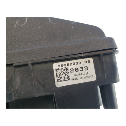 2011-2014 Chevrolet Cruze Fusebox Fuse Box Relay Module 96982033-06 VFGZH
