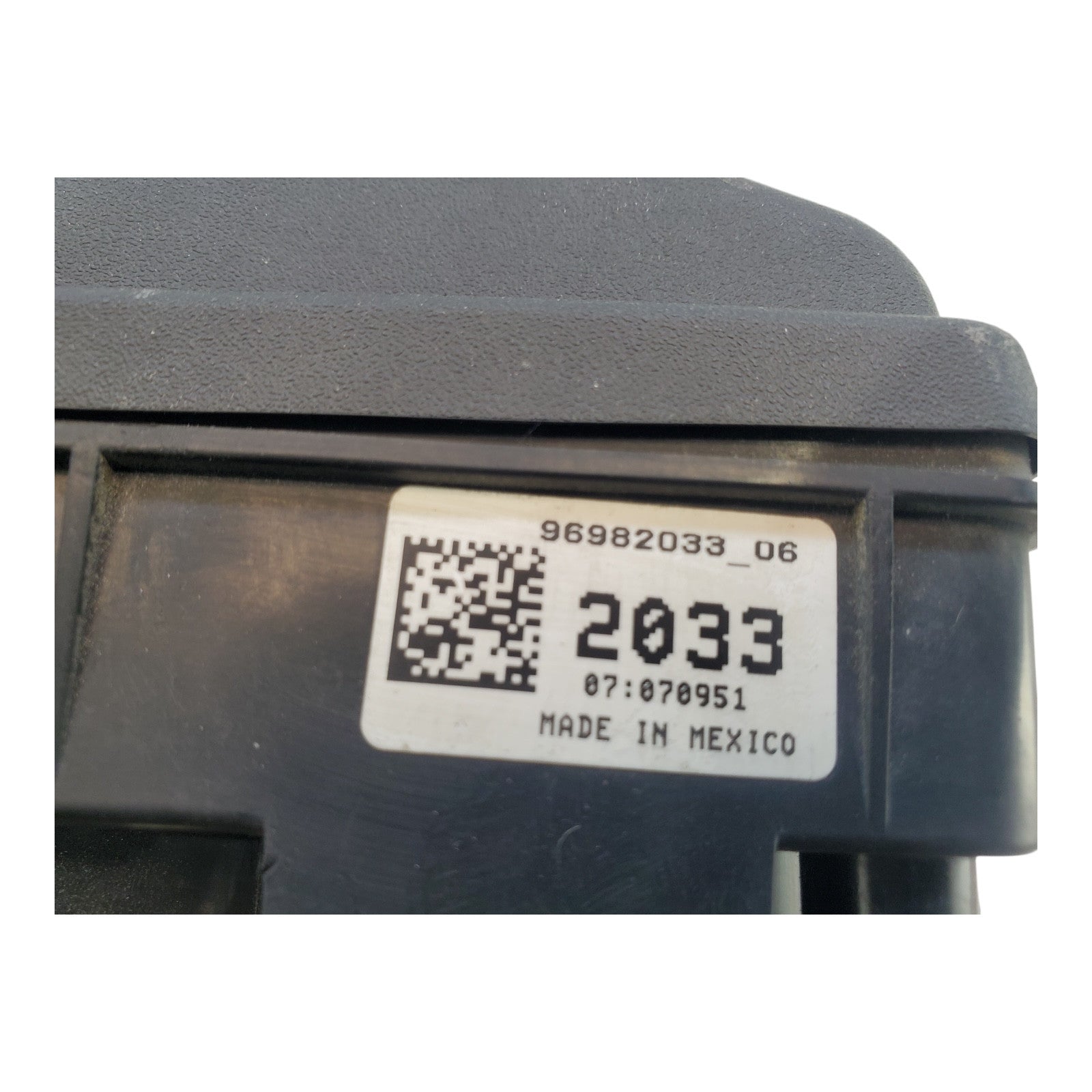 2013 Chevrolet Cruze Fuse Box Relay Block Panel 96982033 Module OEM 1.4L