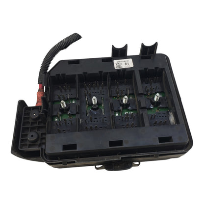 08-11 CHEVROLET IMPALA Fuse Box Engine 25915388