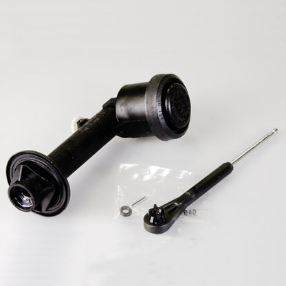 1996-2005 Chevrolet/GMC/Isuzu Clutch Master Cylinder
