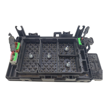 CHEVY   ENGINE MOTOR FUSE ELECTRICAL RELAY JUNCTION BOX