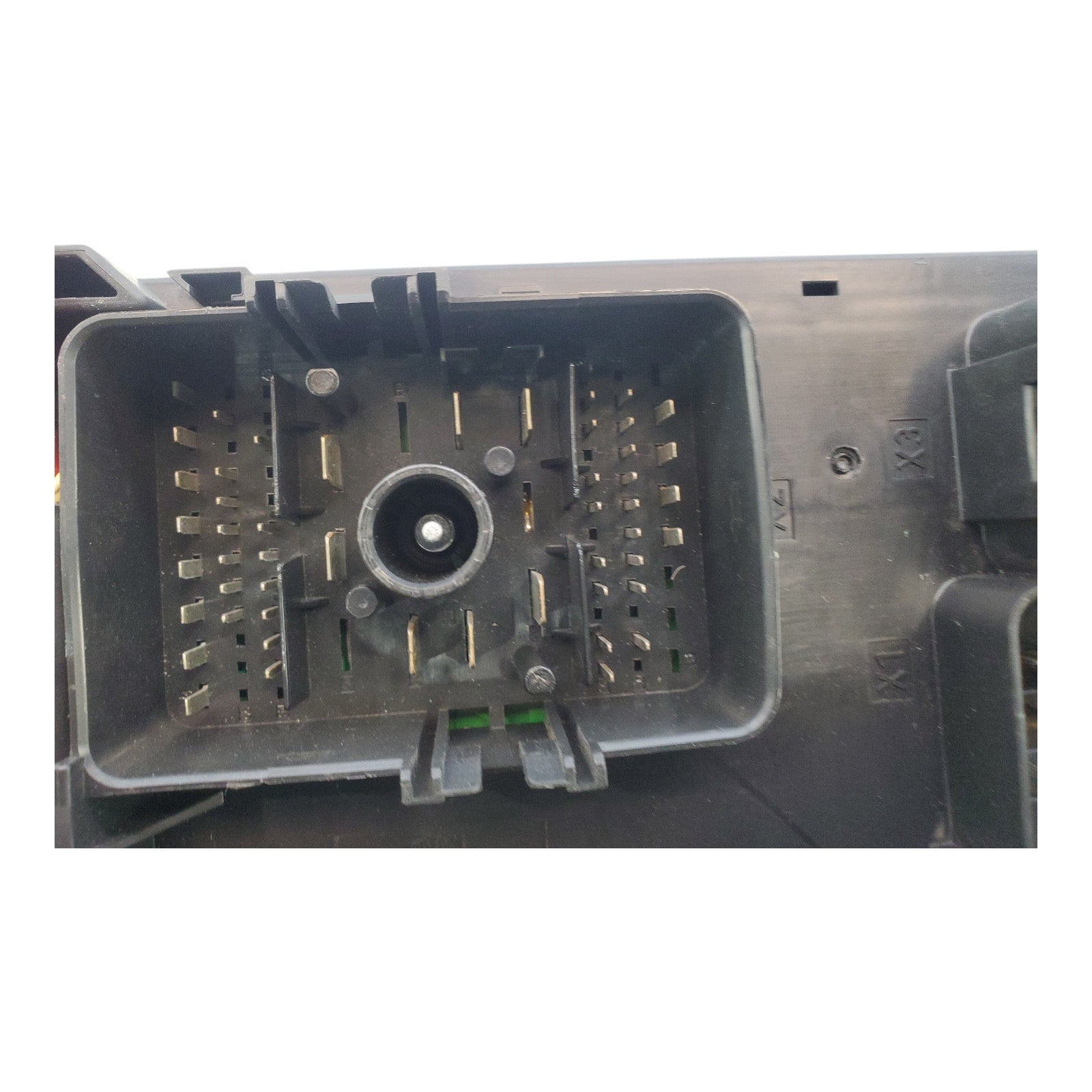 2013 Chevrolet Cruze Fuse Box Relay Block Panel 96982033 Module OEM 1.4L